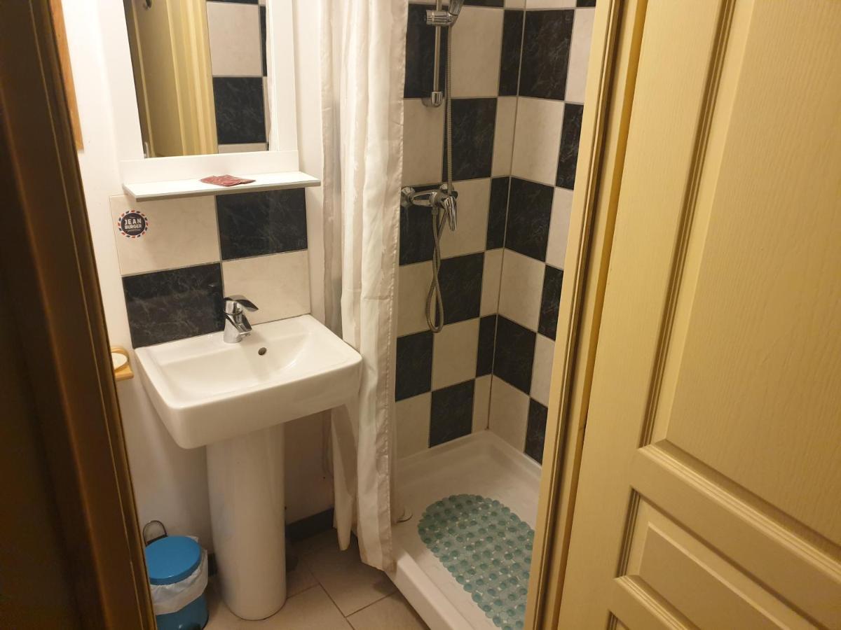 Le Poudrier Hotel Лимож Екстериор снимка